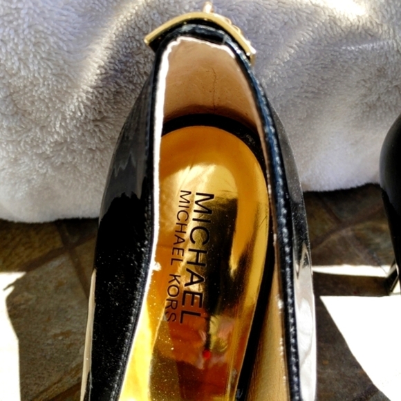 **SOLD**GORGEOUS MK OPEN TOE PATENT LEATHER HIDDEN PLATFORM HEELS SHOES SIZE 11 - Picture 9 of 16
